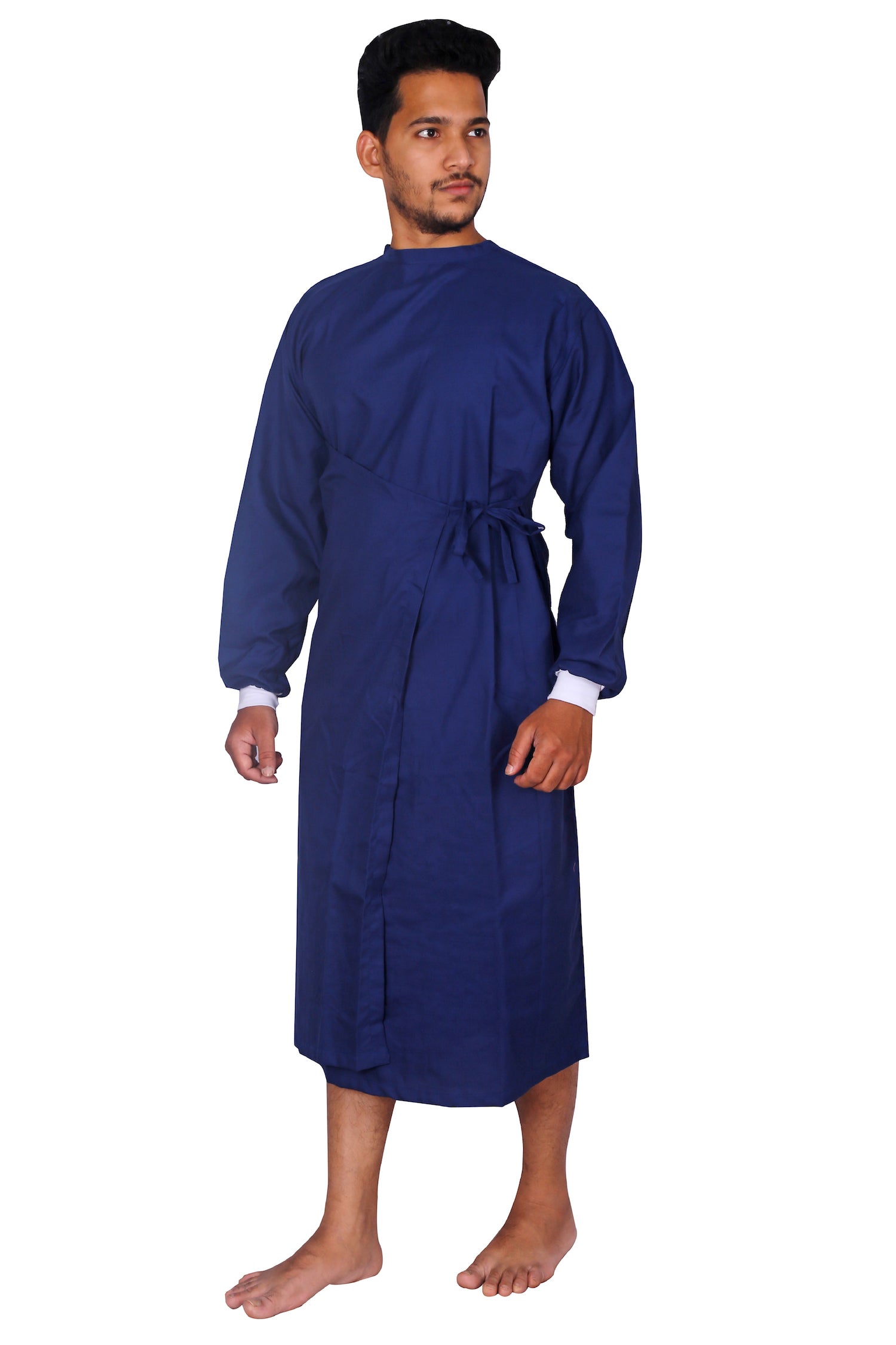 How To Wear a Surgical Gown Correctly?